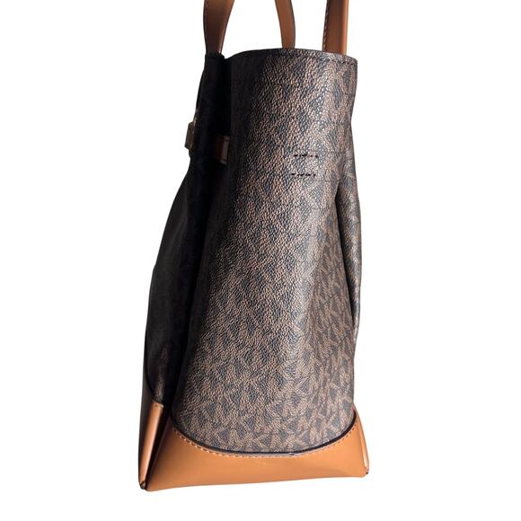 Michael Kors Reed MK Signature Large Belted Shoulder Tote Bag, NWT - Picture 6 of 10